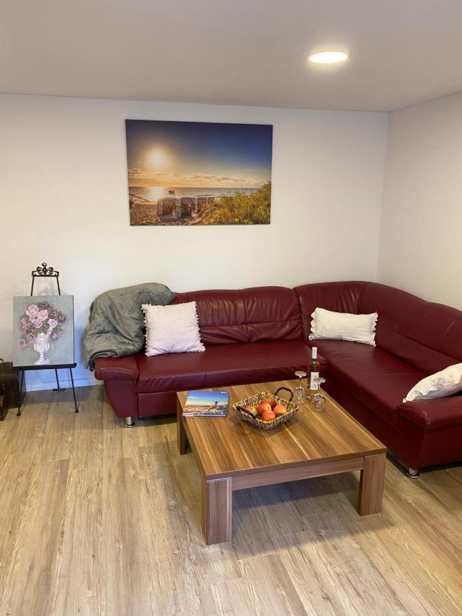 Schoene Wohnung Mit Garten Beim Outletcenter 5 Km Boostedt Exterior foto